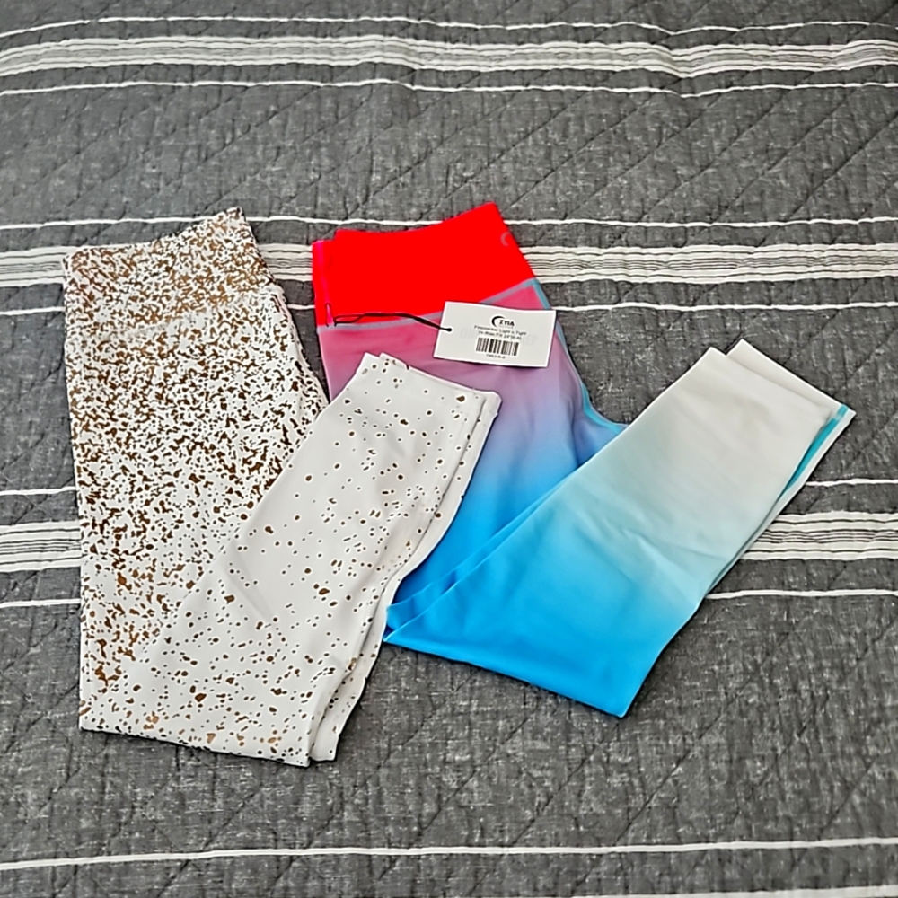 ZYIA bundle: Light n Tight 7/8, size 6-8